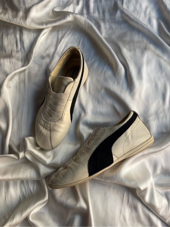 Puma Shoes - Puma Cream and Black Low-Profile Sneakers